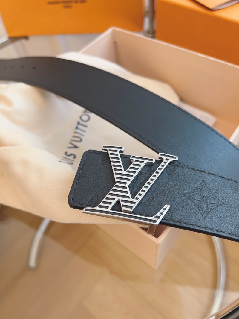 LOUIS VUITTON Belts